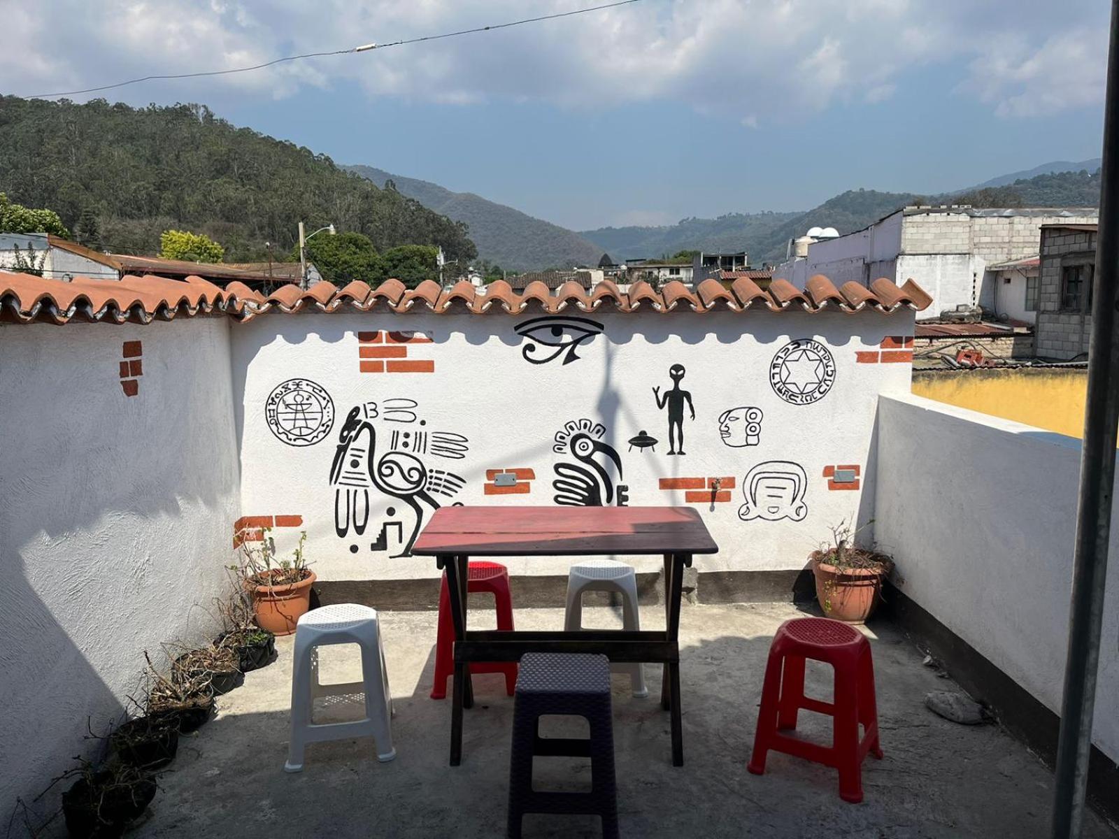 克里斯特尔酒店 危地马拉安地瓜 外观 照片