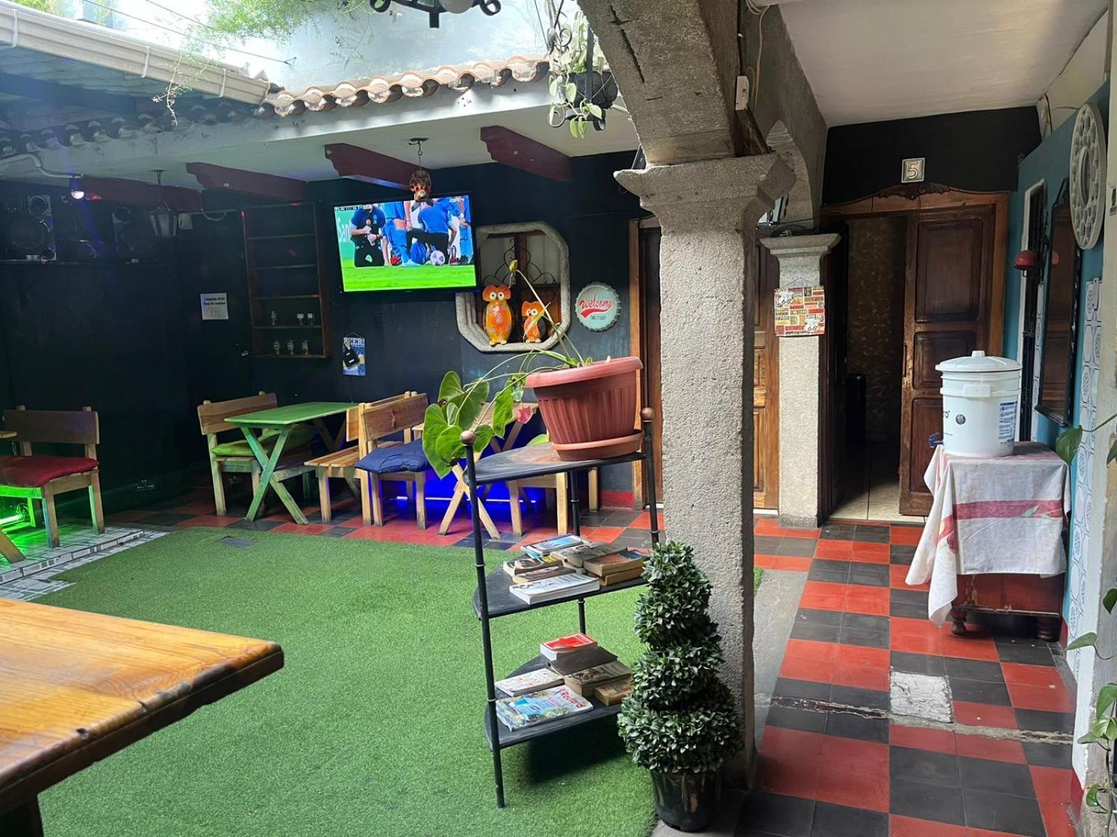 克里斯特尔酒店 危地马拉安地瓜 外观 照片
